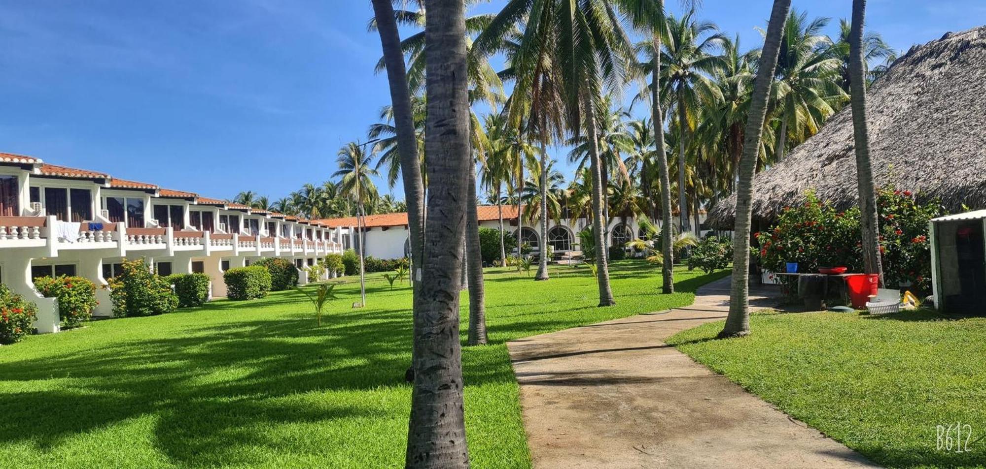 Hotel Tesoro Beach San Luis La Herradura Extérieur photo